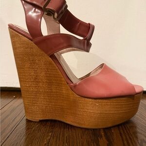 Jill Stuart Wedge Platform Sandal in Dusty Rose Size 40